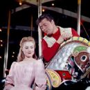 Carousel 1956 Film Musical Starring Gordon MacRae and Shirley Jones - 360 x 402