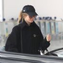 Julianne Hough – Seen at LAX for her flight out of Los Angeles - 454 x 584