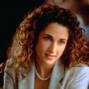 Melina Kanakaredes as Nicolette Karas in New Line's 15 Minutes - 2001 - 273 x 400