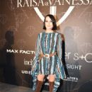Bengü :  Mercedes-Benz Fashion Week Istanbul A/W 2016 - Raissa & Vanessa Sason Show - 454 x 681