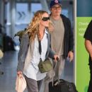 Sarah Jessica Parker – Arrives at JFK Airport in New York - 454 x 681