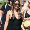 JoJo Fletcher and Becca Tilley – Out in Maui - 454 x 681