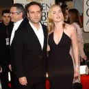 Sam Mendes and Kate Winslet - The 59th Annual Golden Globe Awards (2002) - 385 x 612