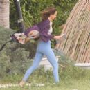 Arielle Kebbel Spotted at the Beach with a Clairvoyant