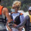 Britney Spears – Jet skiing in Cabo San Lucas - 454 x 681