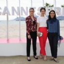 Melisa Sözen :  Official Competition Jury Photocall during the 1st Cannes International Series Festival - 454 x 303