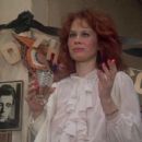 Karen Black- as Joanne - 454 x 255