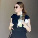 Emma Stone – In black wraps up a training session in Santa Monica