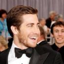 Jake Gyllenhaal - The 78th Annual Academy Awards (2006) - 454 x 331