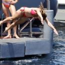 Britney Theriot – On vacation in Capri - 454 x 303
