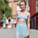 Jorgie Porter – Spotted arriving at Nikki Beach in Marbella - 454 x 815