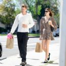 Kaia Gerber – Steps out for a coffee in Los Angeles - 454 x 460