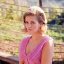 Beba Loncar - 454 x 465