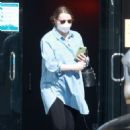 Spotted while running errands in Los Angeles (03.02.2021)