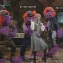 Sandy Duncan - 454 x 340