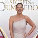 Vicky Pattison – ‘Fantastic Beasts – The Secrets of Dumbledore’ World Premiere in London - 454 x 681