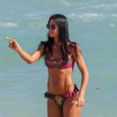 Carolina Baldini in bikini on the beach in Miami - 454 x 681