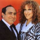 Bette Midler and Danny DeVito