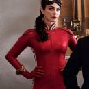 Michelle Forbes as Retro Girl in Powers - 454 x 831