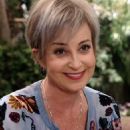 The Fosters - Annie Potts - 454 x 510
