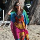 Lisa Snowdon – In a Bikini in Caribbean - 454 x 699
