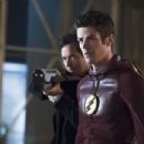 The Flash - Grant Gustin - 454 x 303