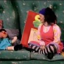 Alyson Court - The Big Comfy Couch - 454 x 340