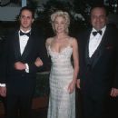 Mira Sorvino with Guest and Paul Sorvino - The 54th Golden Globe Awards (1996) - 439 x 612