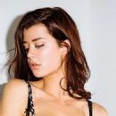 Sarah McDaniel – Personal pics - 454 x 538