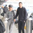 Paris Hilton – With Carter Reum catch a flight out of Los Angeles - 454 x 629