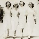 The Lane Sisters  Priscilla Lane, Leota Lane, Rosemary Lane, Lola Lane - 454 x 406