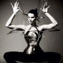 V Magazine Summer 2025