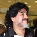 Maradona - 454 x 652