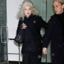 Cyndi Lauper – Exits the Drew Barrymore Show in New York - 454 x 683