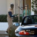 Tay Dome – Out for a coffee in Malibu - 454 x 324