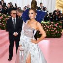 Tommy Mottola and Thalia- Thalia+2019+Met+Gala+Celebrating+Camp+Notes+ksnzX5QWu7Ml - 400 x 600