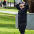 Rebel Wilson – Workout in a Sydney park