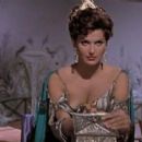 Irène Tunc - Aphrodite, Goddess of Love - 454 x 256