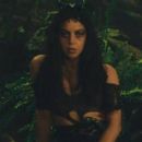 Agatha All Along - Aubrey Plaza - 454 x 255