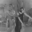 Bella Donna - Pola Negri - 454 x 359