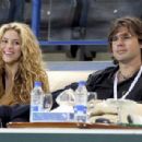 Shakira and Antonio de la Rua - 454 x 308