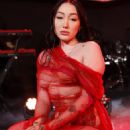 Noah Cyrus – Performing at Jimmy Kimmel live in L.A - 454 x 702