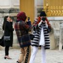 Bella Thorne – With her fiance Benjamin Mascolo went to Versailles - 454 x 589