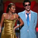 Beyonce and John Knoxville- The 2003 MTV Movie Awards