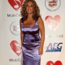 James Taylor Honored As 2006 MusiCares Person Of The Year - 352 x 594