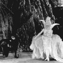 The White Moth - Barbara La Marr - 454 x 340