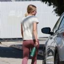 Kristen Bell – Steps out for a workout session in Los Angeles