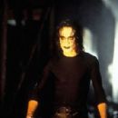 Publicity still of Brandon Lee in The Crow (1994) - 454 x 296