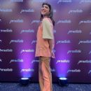 Perdida- Premiere and Presentation - 454 x 566