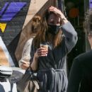 Angelina Jolie – Seen at vintage clothing store in the Fairfax district of Los Angeles